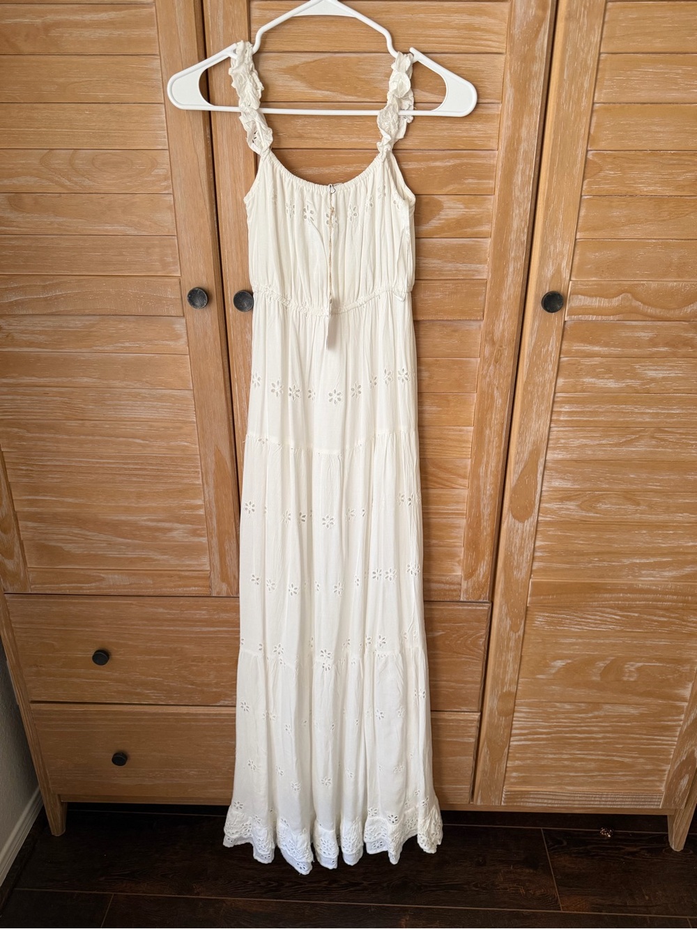 Jessica Simpson Cream Eyelet Maxi Dress with Ruffled Straps